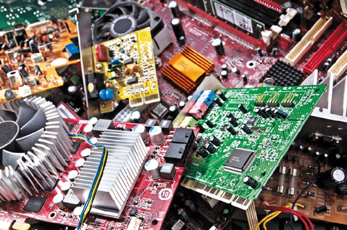 Elektronik atık.