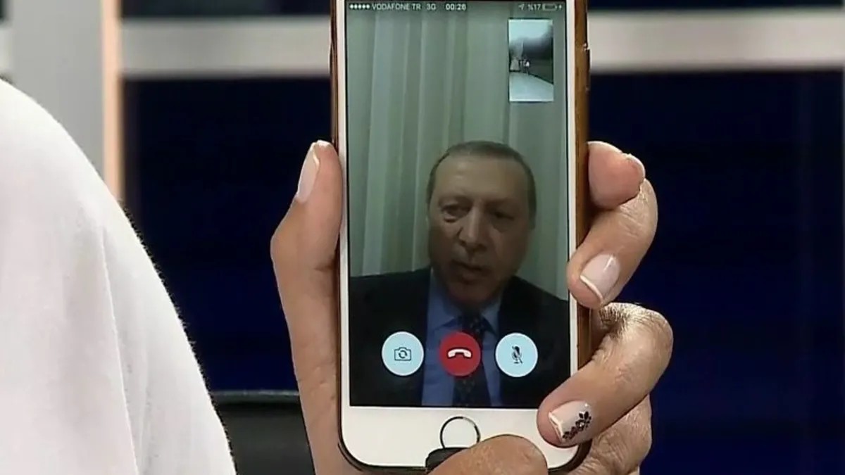 1784042439475.jpeg FETÖ'nün adım adım 15 Temmuz'da ihanet planı: Mahremler arasındaki koordinasyon deşifre oldu-8