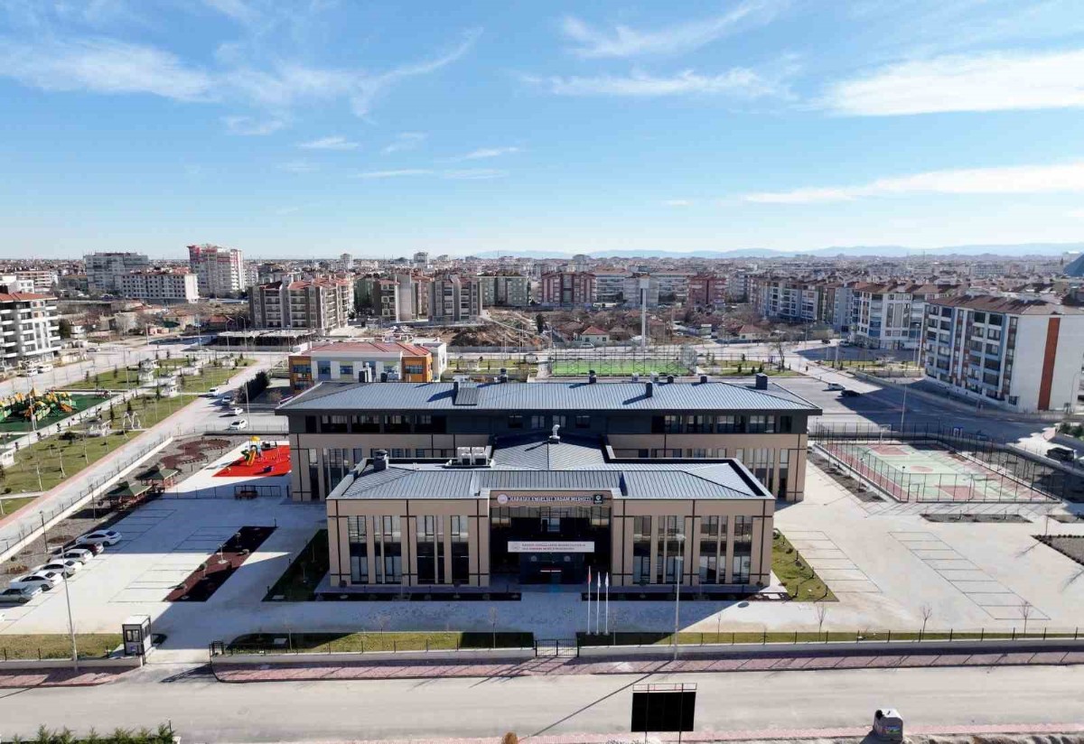 turkiyenin-en-buyuk-engelli-aktif-yasam-merkezi-konya-karatayda-hizmete-acildi-1784225221281.jpg Türkiye'nin en büyük engelli aktif yaşam merkezi Konya Karatay'da hizmete açıldı-2