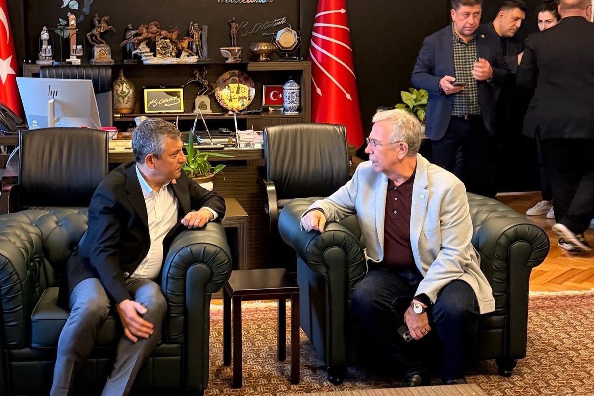 Özel ve Yavaş