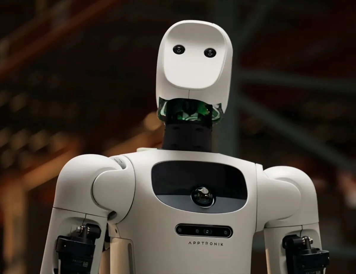 Robot üreticileri, prototip çalışmalarından seri üretim ve ticari kullanıma doğru ilerliyor.