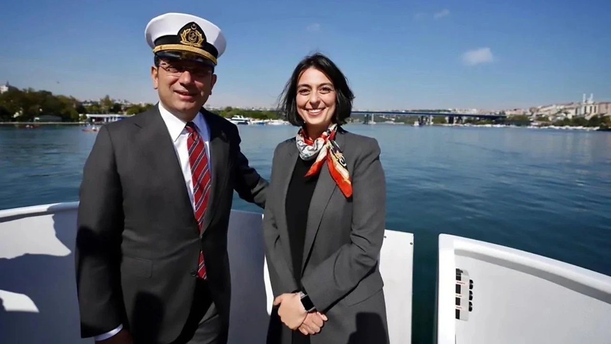 1785428539540.jpeg Bozacının şahidi şıracı: İmamoğlu'nun Sinem Dedetaş için söylediği "ben ona her yönüyle kefilim" sözleri yeniden gündem oldu!-2