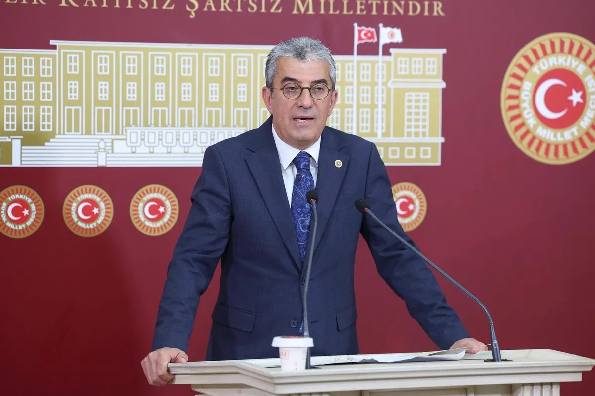 Yeni Parti’de Beşikçioğlu çarkı! Önce sahip çıktı şimdi hedef aldı (Fotoğraflar AA ve Takvim foto arşivinden alınmıştır.)