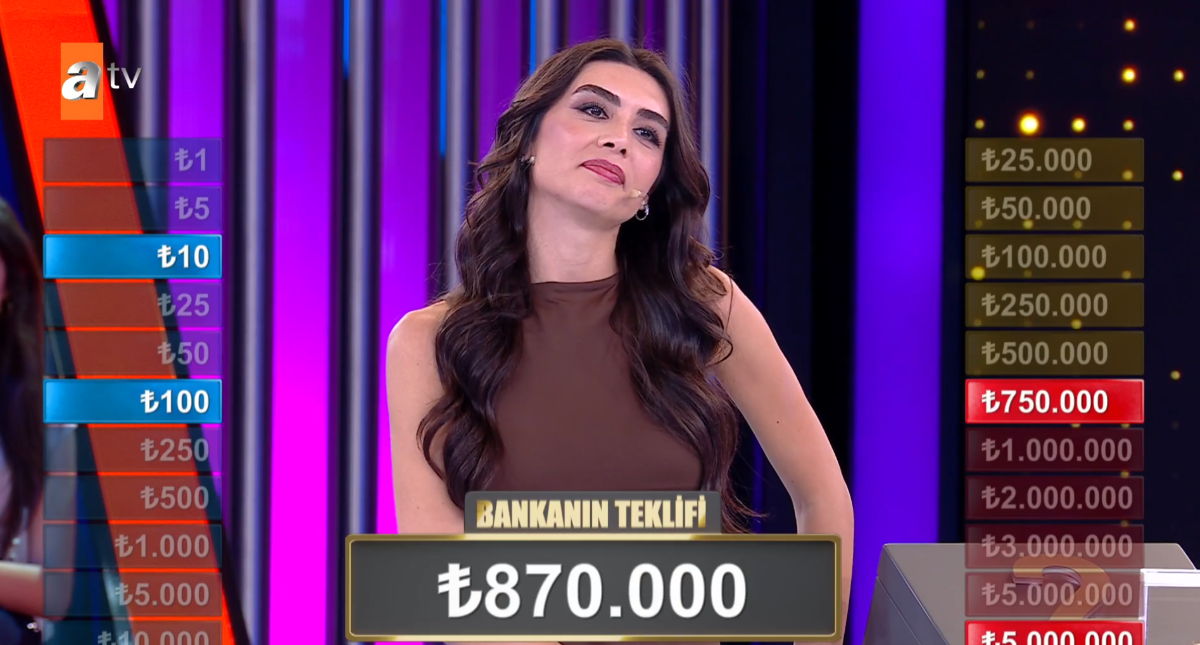 1786482844458.png Risk almak istemeyen yarışmacı 6. turda gelen teklifi kabul etti: Eda kazandığı ödülle annesine dünyayı gezdirecek-8
