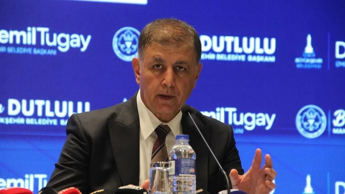 1786628150031.jpeg CHP'li İzmir Büyükşehir Belediyesinde yeni borçlanma hazırlığı: 8 milyarın ardından şimdi de 750 milyon liralık kredi talebi-5