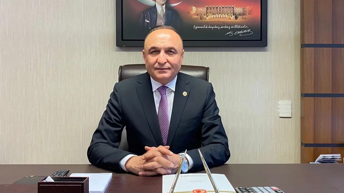 yeni-parti-gaziantep-il-baskani-erhan-deniz-gungenin-ifadesi-ortaya-cikti-siyasi-saldiri-iddiasini-savunamadi-1787167475007.jpeg Yeni Parti Gaziantep İl Başkanı Erhan Deniz Güngen’in ifadesi ortaya çıktı! Siyasi saldırı iddiasını savunamadı-5
