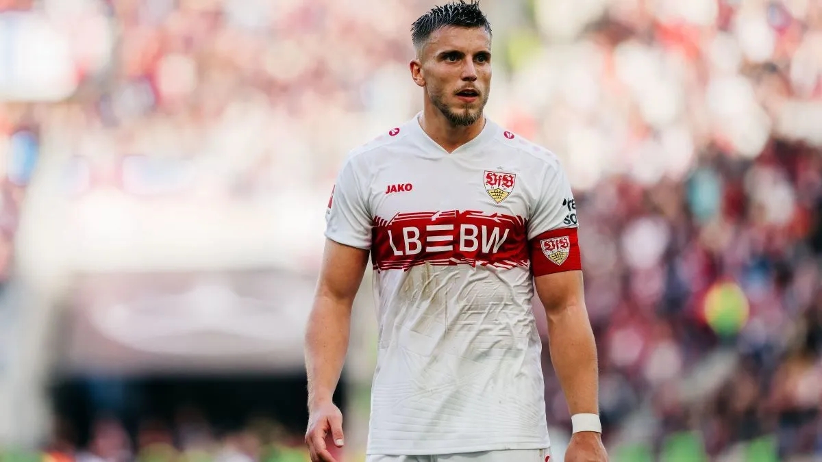 Ermedin Demirovic geçen sezon 20 gole katkı sağladı