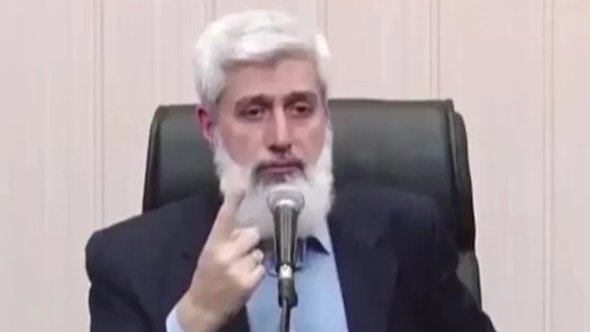 Alparslan Kuytul. (Fotoğraflar Takvim Foto Arşivi)