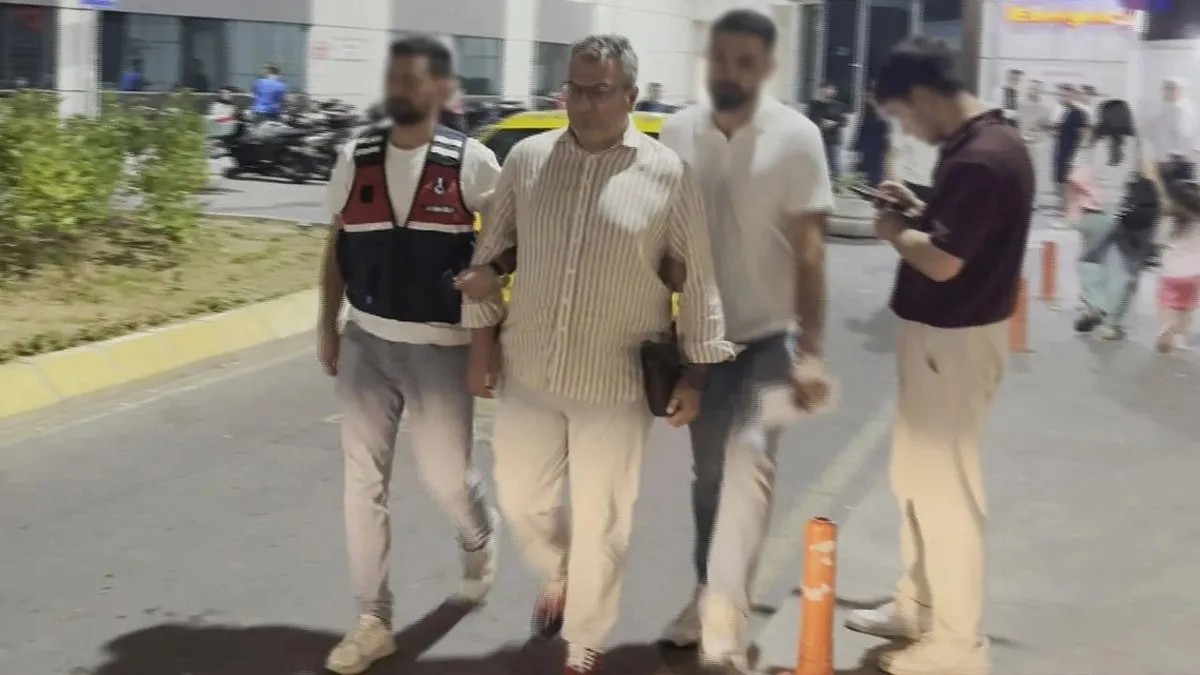 1787669074870.jpeg Cem Küçük'ün şok para trafiği! 5 milyon TL'lik "izaha muhtaç" işlem: Geliriyle uyuşmuyor-1
