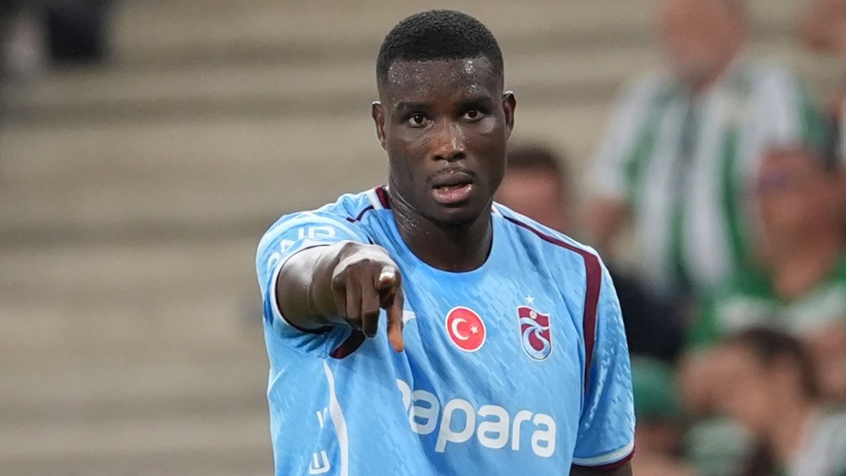 Paul Onuachu takımın gol silahı olarak en uçta forma giydi