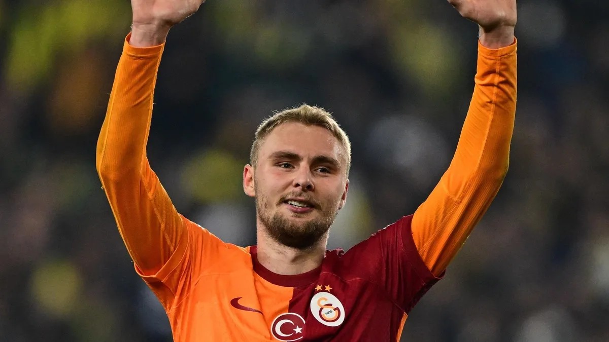 galatasarayda-rafael-leao-heyecani-yildiz-futbolcu-basaksehir-macinda-sahneye-cikiyor-1788395216380.jpeg Galatasaray'da Rafael Leao heyecanı: Yıldız futbolcu Başakşehir maçında sahneye çıkıyor!-3