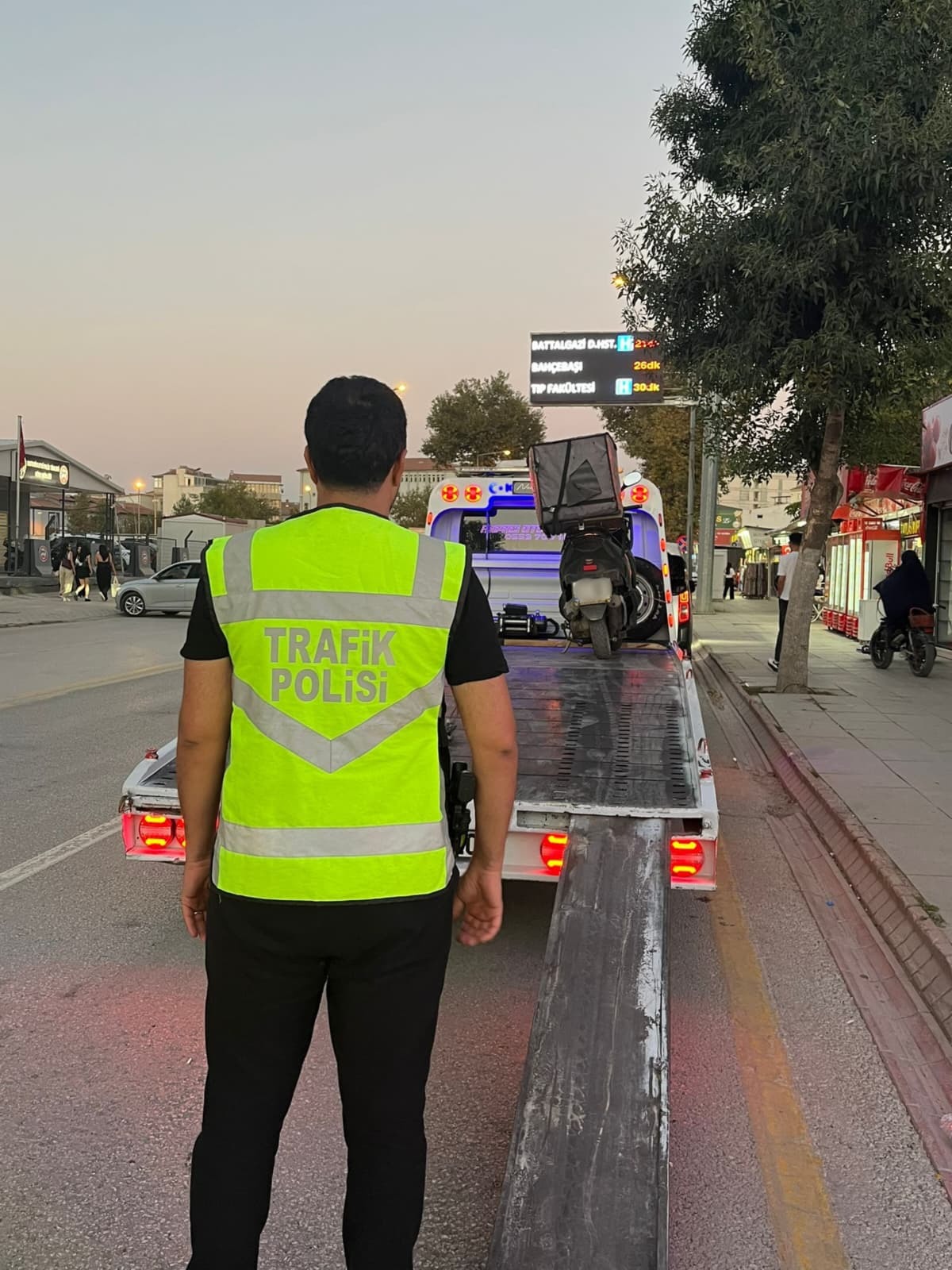 Polis ekipleri Y.D.'nin ehliyetine 60 gün süreyle el koydu.