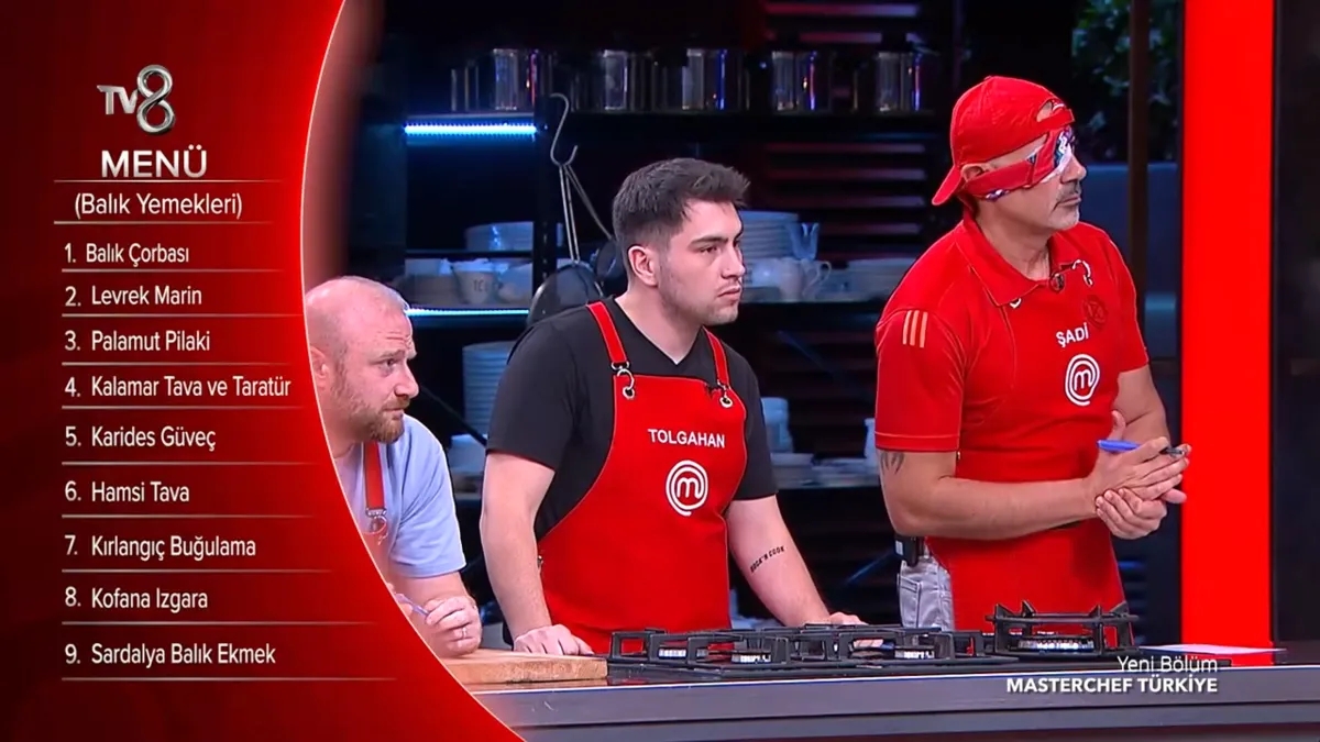 MasterChef Türkiye’de haftanın ilk dokunulmazlığını kırmızı takım kazandı. (Haberin fotoğrafları sosyal medyadan alınmıştır.)