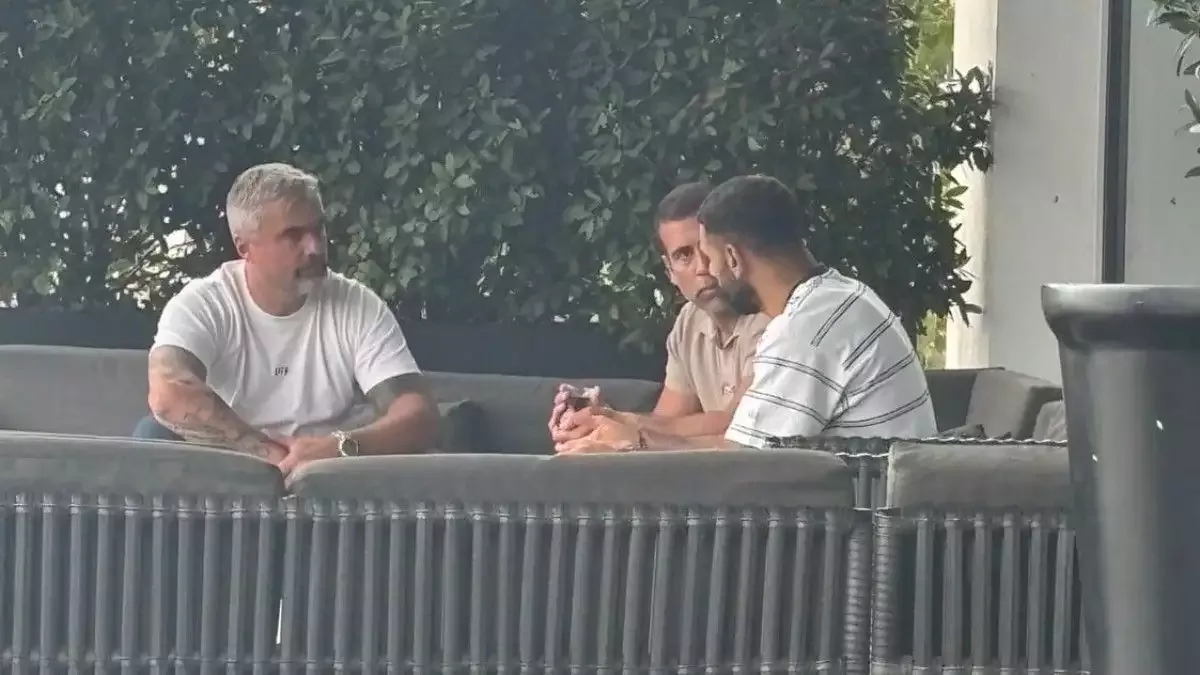 Thomas Reis'in ilk işi Salah ile görüşmek oldu