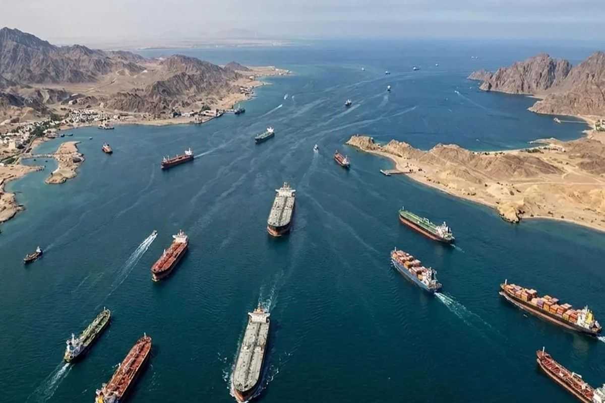 Pezeşkiyan, Müslüman ülkelerin çatışma yerine diyalog ve iş birliğini tercih etmesi gerektiğini vurguladı.