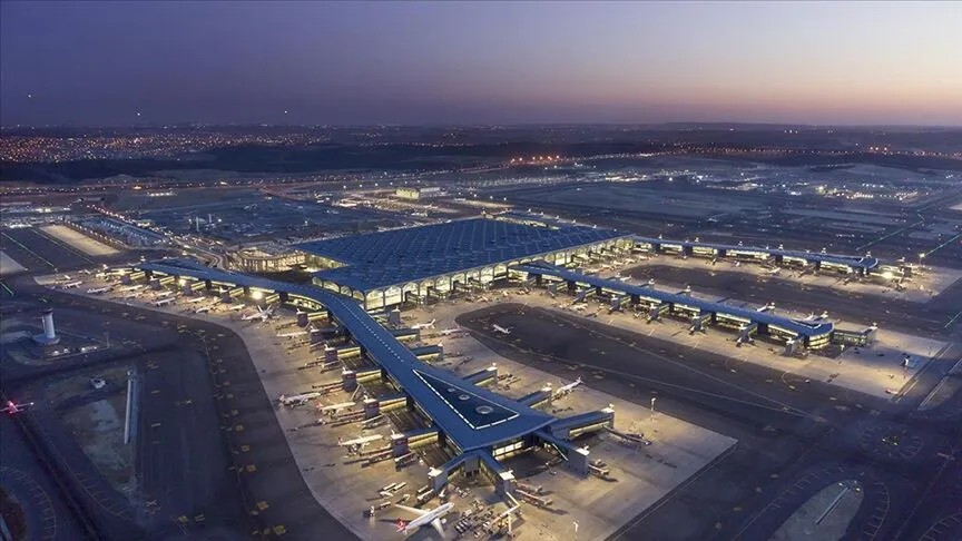 1791100175381.jpeg İstanbul Havalimanı yine Avrupa'nın zirvesinde: Günlük 1587 uçuşla Amsterdam ve Paris'i solladı-3