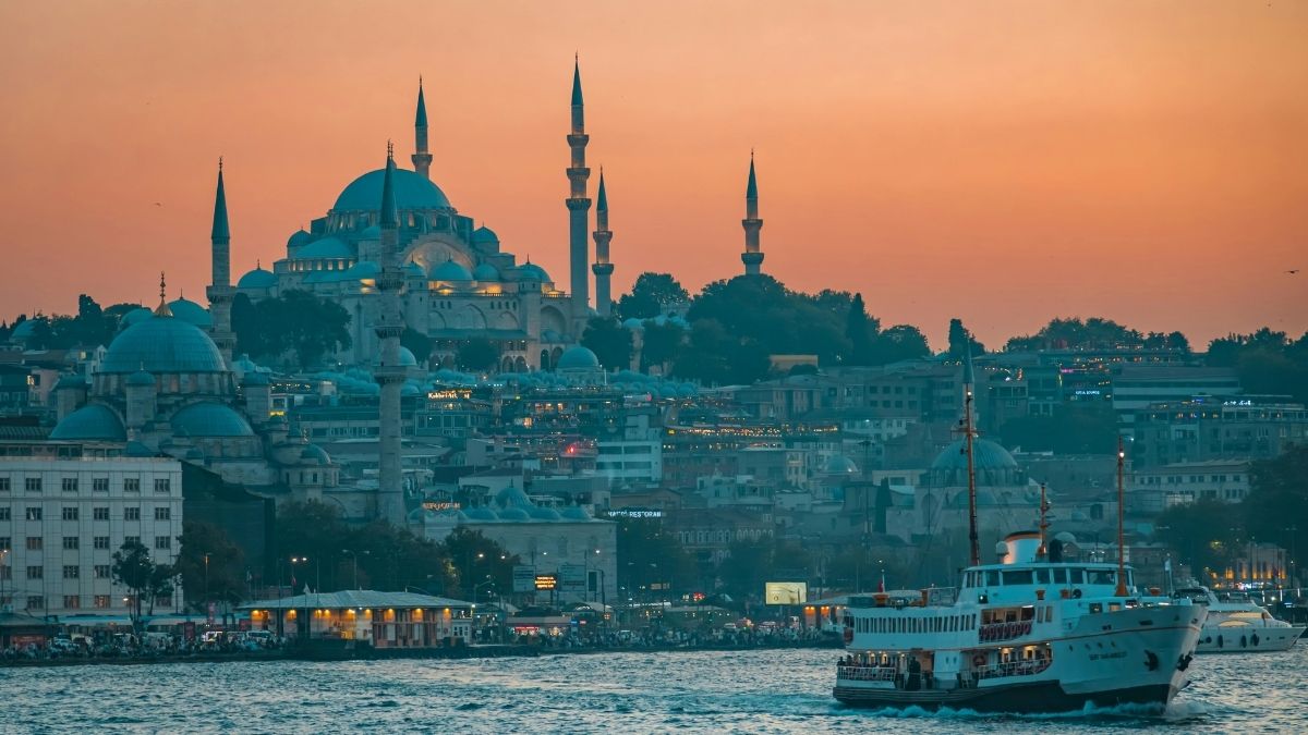 İstanbul’un kurtuluşu, Milli Mücadele’nin ardından Türkiye’nin siyasi tarihinde önemli bir dönüm noktası oldu. (Foto: Takvim foto arşivi)