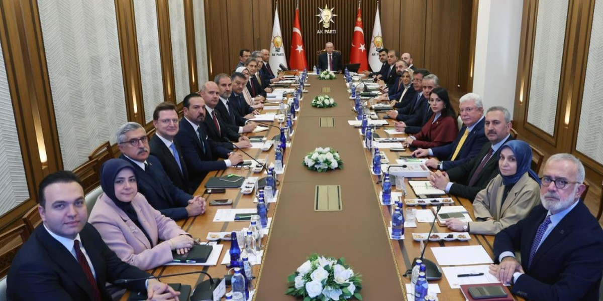 MYK toplantısının ana gündemi fon soruşturması oldu (Foto: AA)