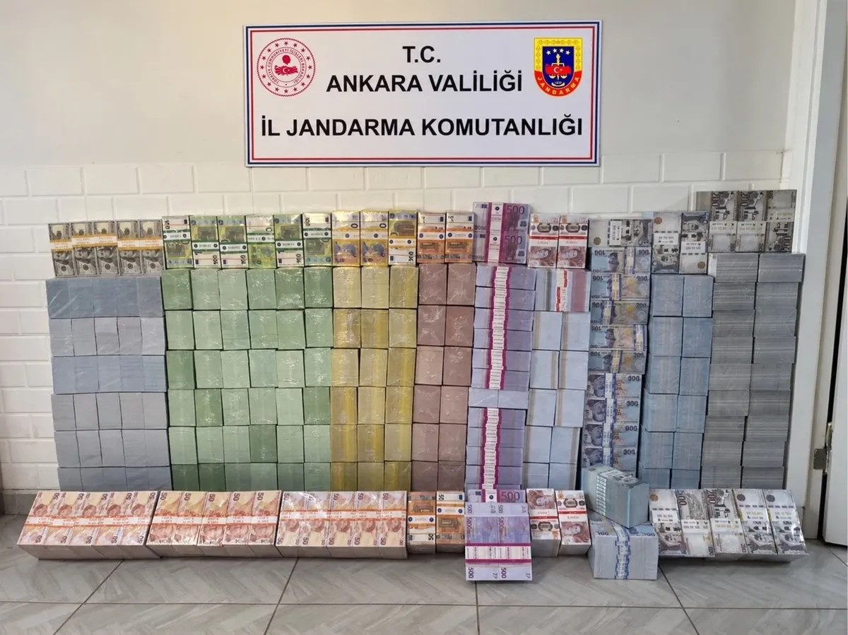 vanli-kara-haydar-sorusturmasinda-11-yillik-vip-infaz-konvoyu-kara-para-ortakligi-ifsa-oldu-1791723963299.jpeg Vanlı Kara Haydar soruşturmasında 11 yıllık VIP infaz konvoyu! Kara para ortaklığı ifşa oldu-4