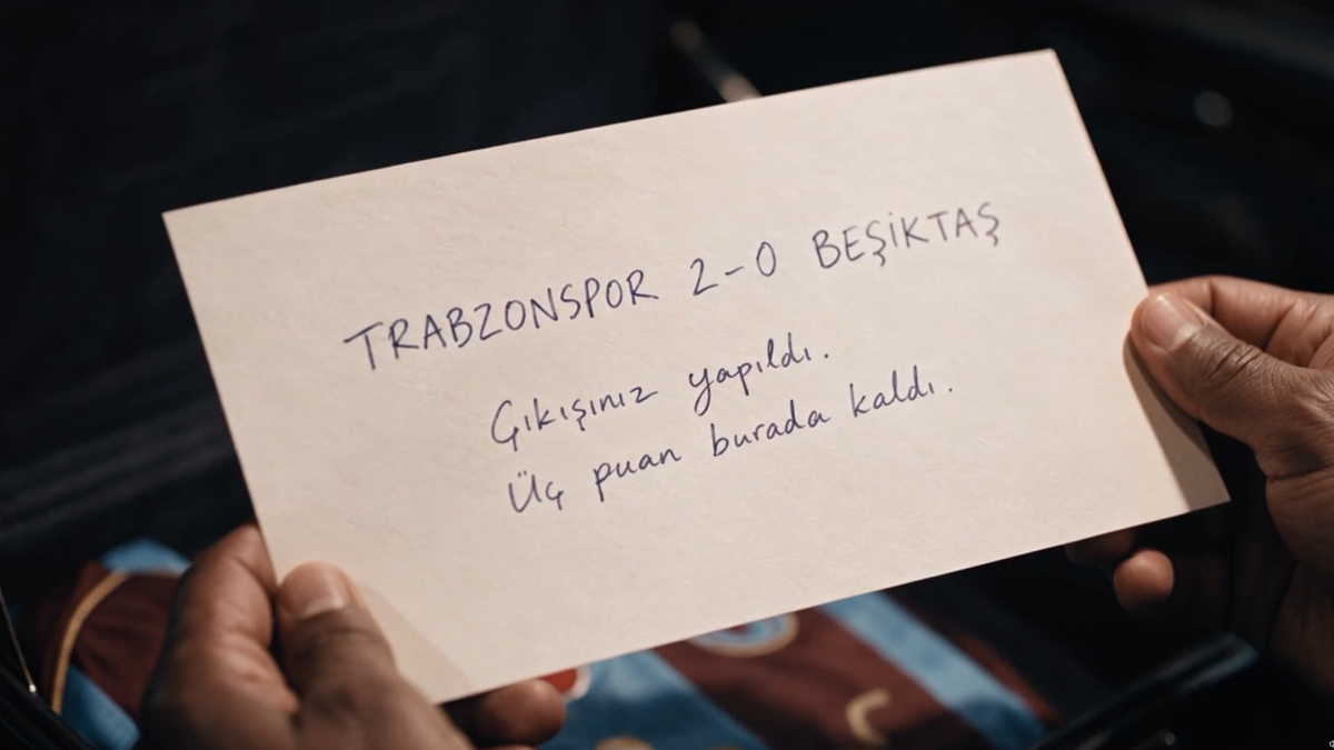 Karadeniz temsilcisinin sosyal medya hesaplarında zafer sonrasında Muhammed Salah göndermesi yapıldı. (Fotoğraf: Trabzonspor)