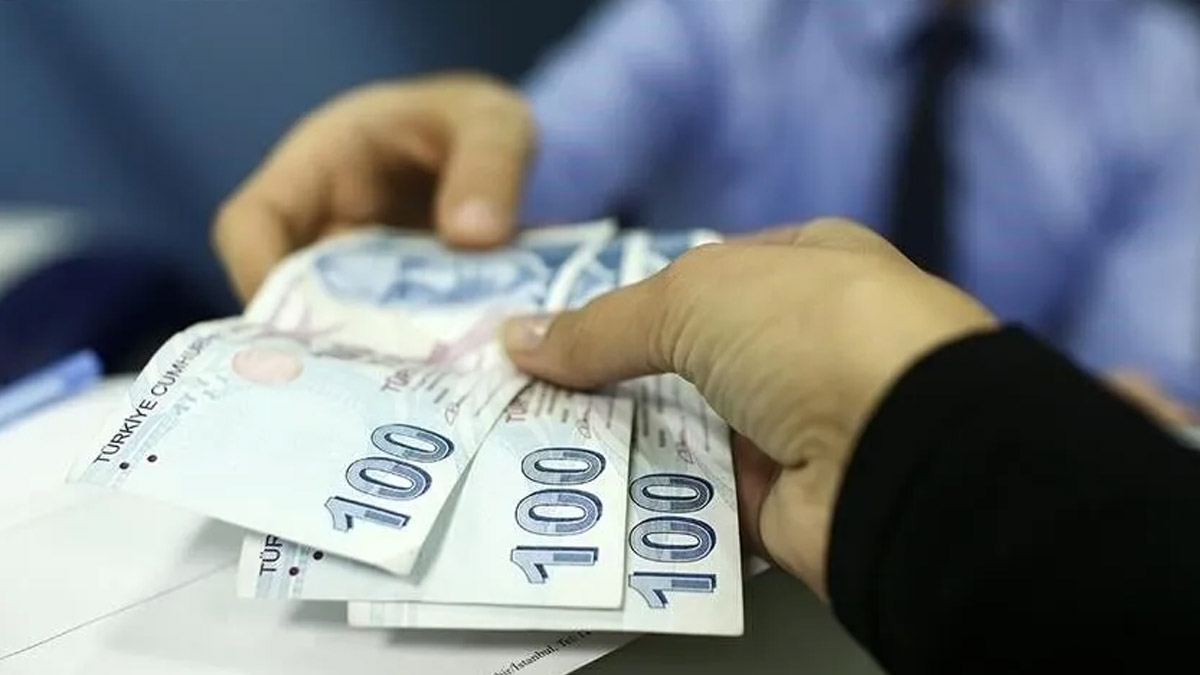 18 bin 441 öğrenciye 609 milyon TL eğitim yardımı yapılacak. (Foto: AA)