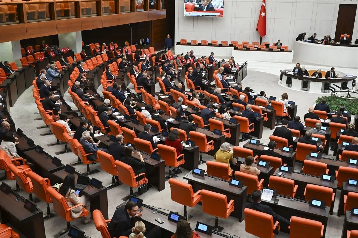 tasfiye-edilen-fonlarda-yeni-donem-yatirimciya-1-milyon-tlye-kadar-ara-odeme-1792619188044.jpeg Tasfiye edilen fonlarda yeni dönem! Yatırımcıya 1 milyon TL'ye kadar ara ödeme-2