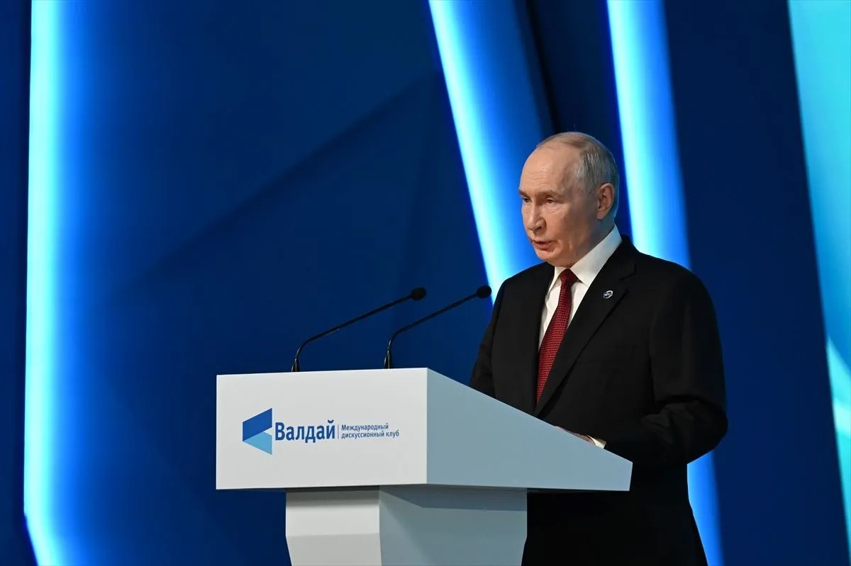 Vladimir Putin, Ukrayna ile kalıcı barış anlaşmasına hazır olduklarını açıkladı. (Foto: AA)