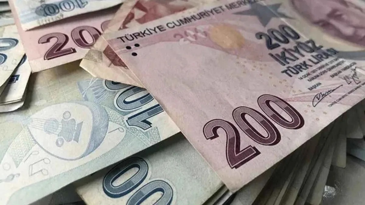 Asgari ücret zammı, çalışanların kıdem ve ihbar tazminatlarına yansıyacak.
