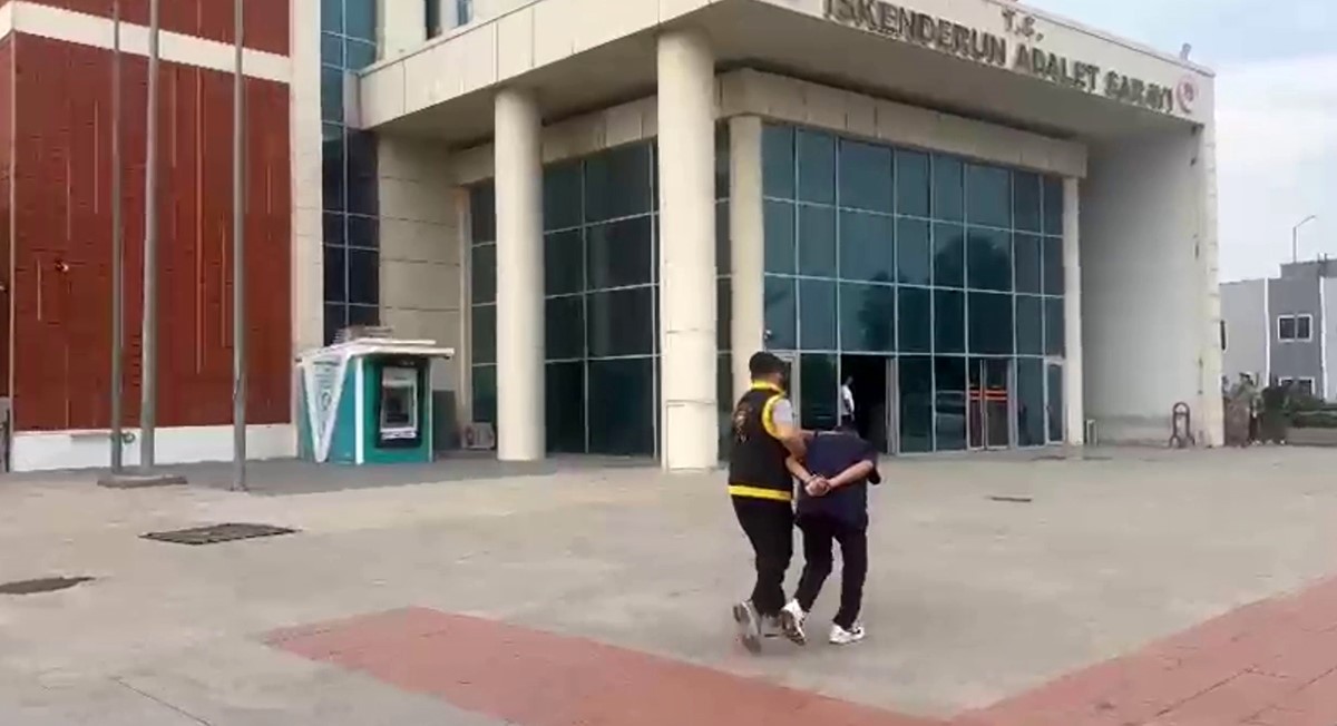 1793169211891.jpg Hırsız kısa sürede yakalandı, tutuklanarak cezaevine gönderildi. (Foto: İHA)