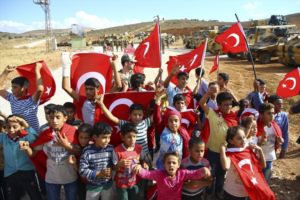 Reyhanlı’da askere destek çığ gibi büyüdü