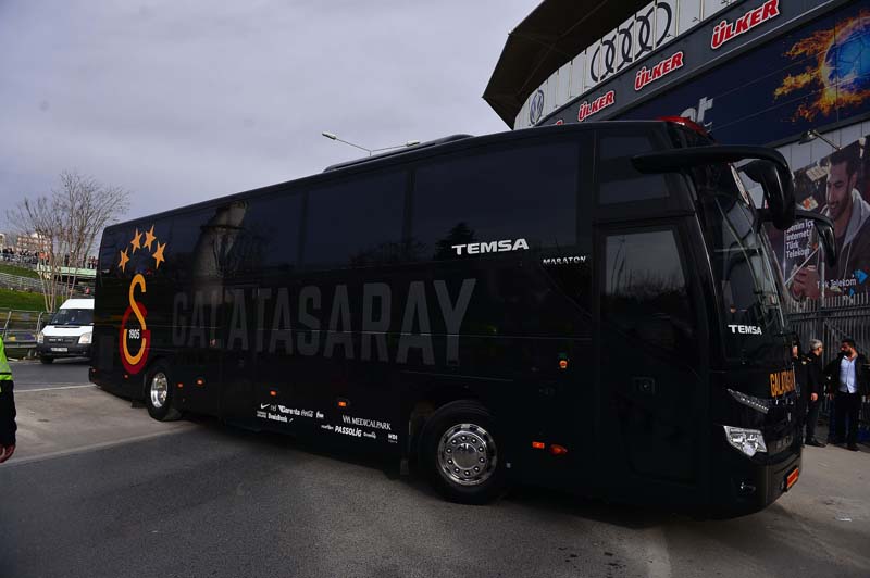 Galatasaray taraftarından anlamlı mesaj!