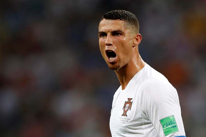 Cristiano Ronaldo’nun İtalya’daki malikanesi dudak uçuklattı