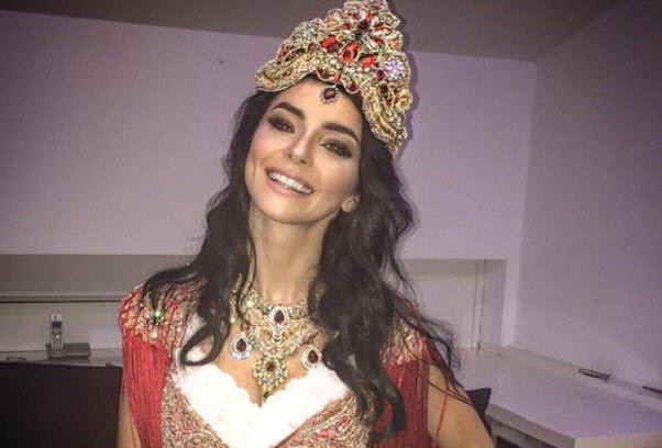 Hazal Kaya Ali Atay ile evleniyor! Hazal Kaya’nın ve ünlülerin bekarlığa veda partisi