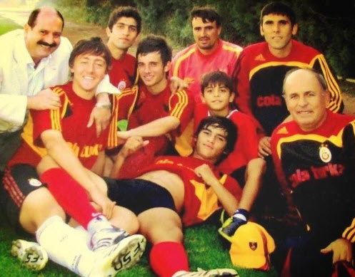 Galatasaray In Elinden Kayip Giden Jenerasyon 170 Gol Atip Namaglup Sampiyon Olan Takim Simdi Ne Yapiyor Galeri Takvim