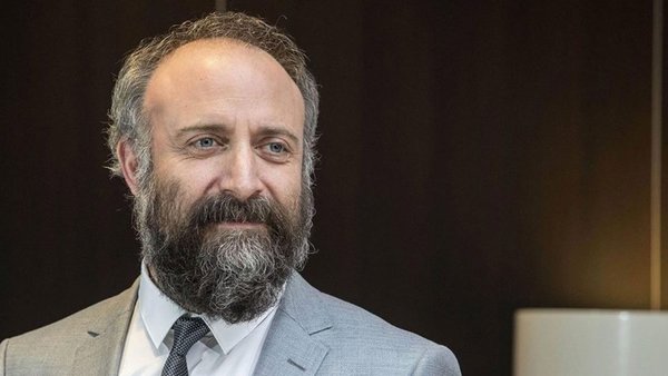 halit ergenc in sadece bir yil evli kaldigi eski esi bakin hangi oyuncu cikti duyan inanamadi meger arka sokaklar in yildiz ismiyle galeri takvim