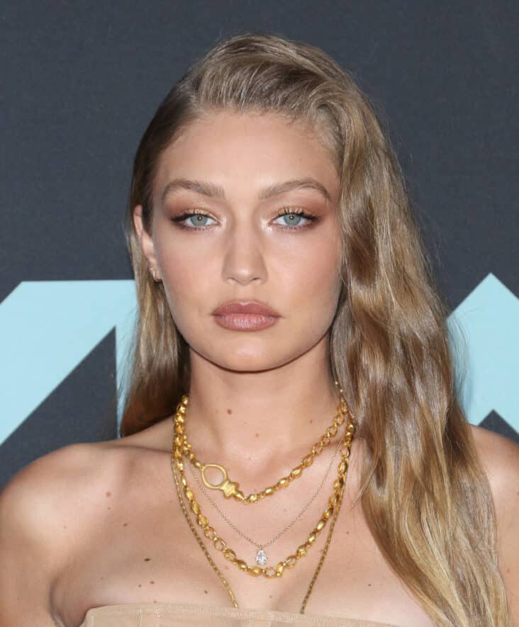İsrail’in katliamına duyarsız kalmadılar! Yabancı ünlülerden Filistin’e destek mesajları yağdı: Karim Benzema, Gigi Hadid...