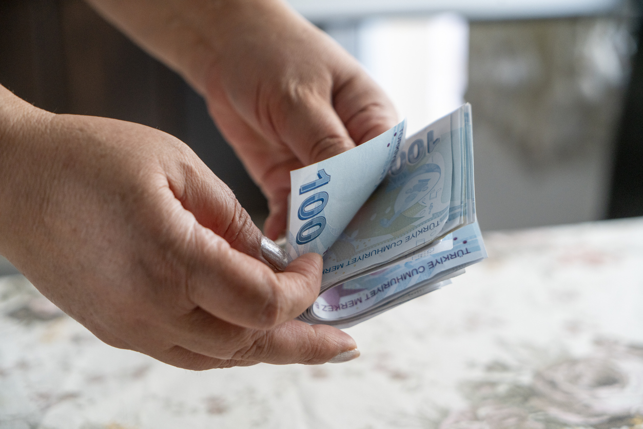 Evde bakım, 65 yaş aylığı, dul maaşı, engelli maaşı, aile destek parasına zam + zam müjdesi! Sosyal yardımlara %51’lik yeni tablo açıklandı! 2024 Ocak’ta...