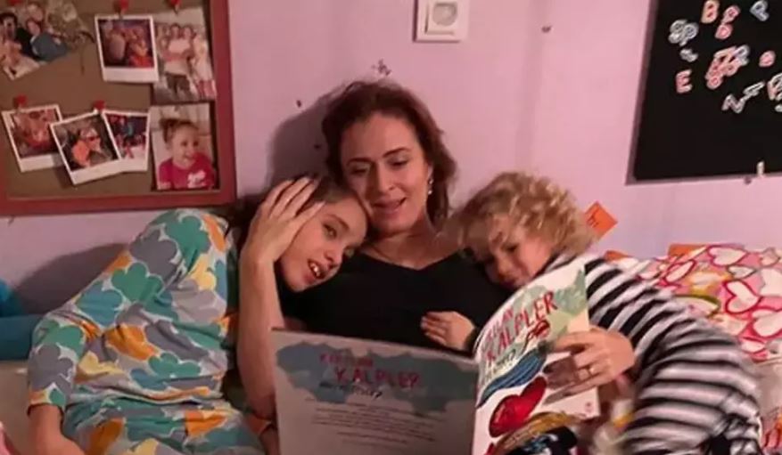 11 aylık bebeklerine bakın! Kuruluş Osman’ın yıldızı Burak Özçivit kural bozup paylaşmaya doyamadı: Oğlumla gezmeler! Fahriye Evcen de...