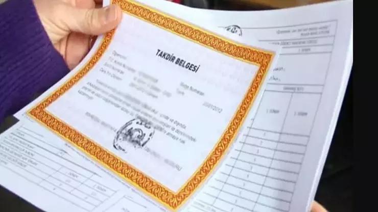 Karne kutlama mesajları 🎀 Whatsapp, Instagram, Facebook anaokulu, ilkokul, ortaokul, lise 1. dönem resimli-yeni karne mesajları 2024!