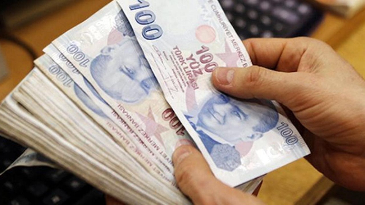 Ev hanımlarına emeklilik ve 3600 ek gösterge çıktı mı? 28 Mart torba yasa son durum: Bağ-Kur prim günü 7200’e düştü mü, yasalaştı mı?