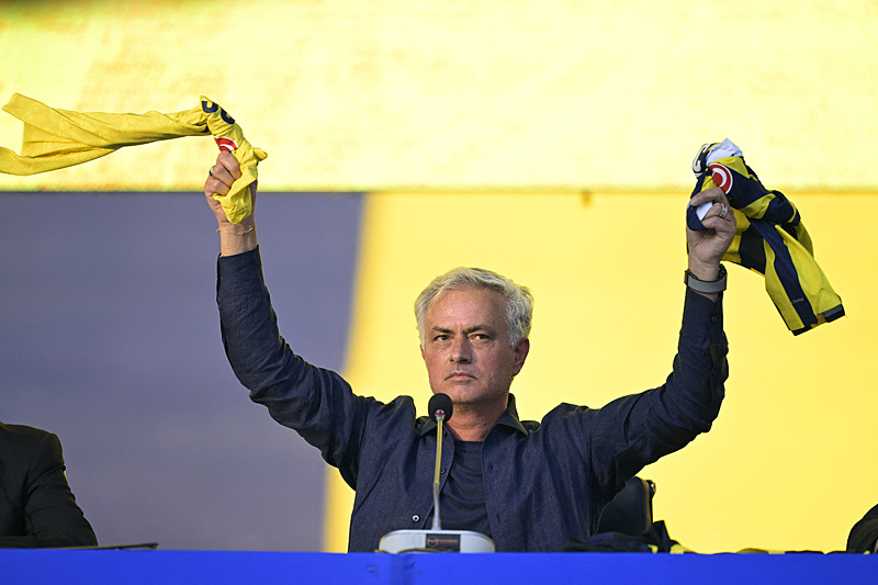 TRANSFER HABERİ - Fenerbahçe yüksekten uçuyor! Cristiano Ronaldo’nun arkadaşları listede