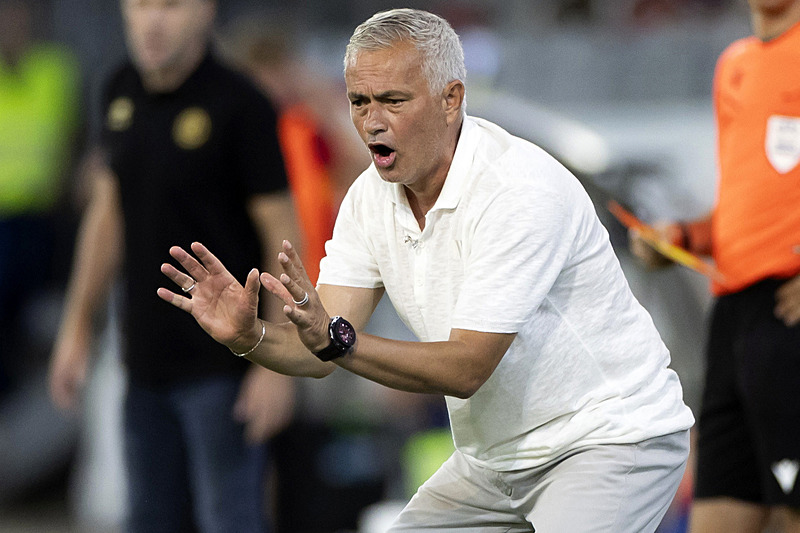 Fenerbahçe’den flaş orta saha hamlesi! Jose Mourinho bizzat istedi