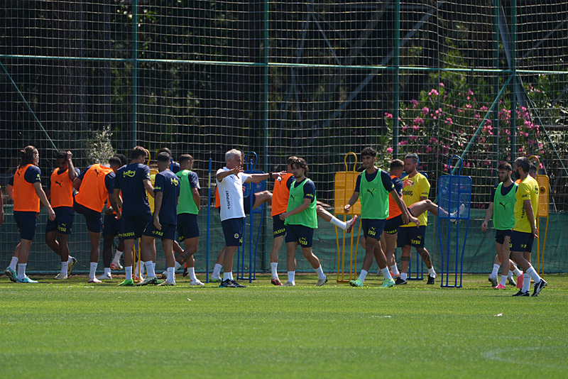 Fenerbahçe’den flaş orta saha hamlesi! Jose Mourinho bizzat istedi