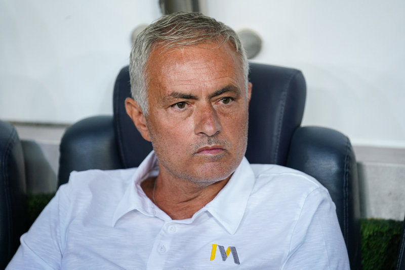 Jose Mourinho’dan flaş santrfor kararı! İşte Fenerbahçe’nin Çaykur Rizespor maçı 11’i