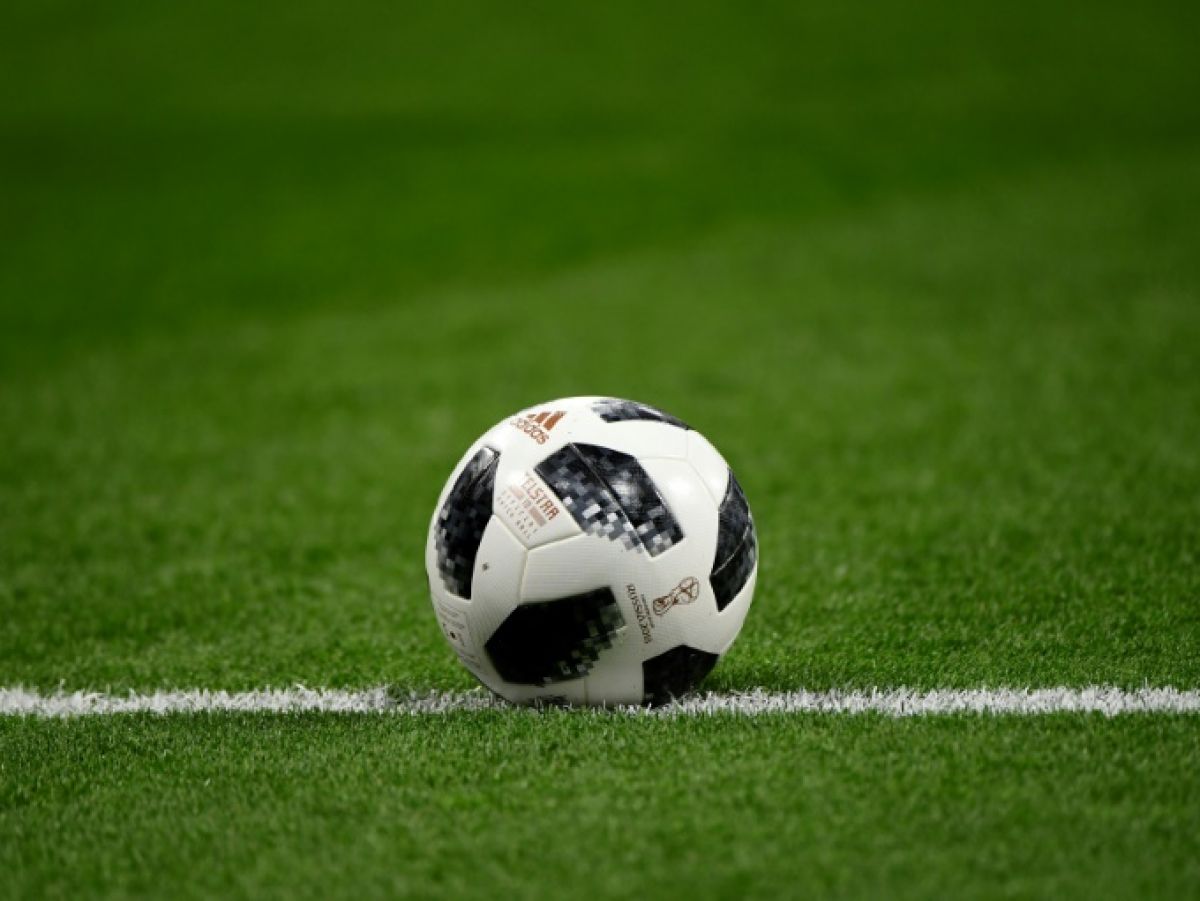 ⚽️ 13 ARALIK CUMA MAÇ PROGRAMI: Bugün kimin maçı var? 13 Aralık UEFA Avrupa Ligi maçı var mı? Güncel maç takvimi...