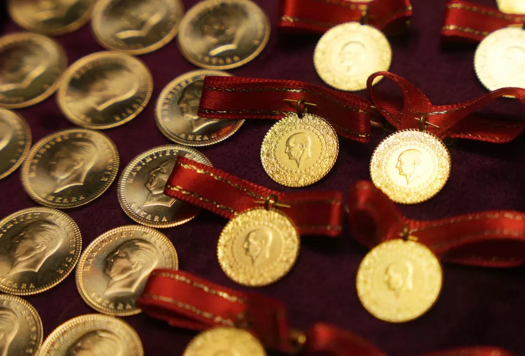Anlık altın fiyatları yükselişte mi? 1 Şubat dolar, euro, Bitcoin ne kadar  oldu?