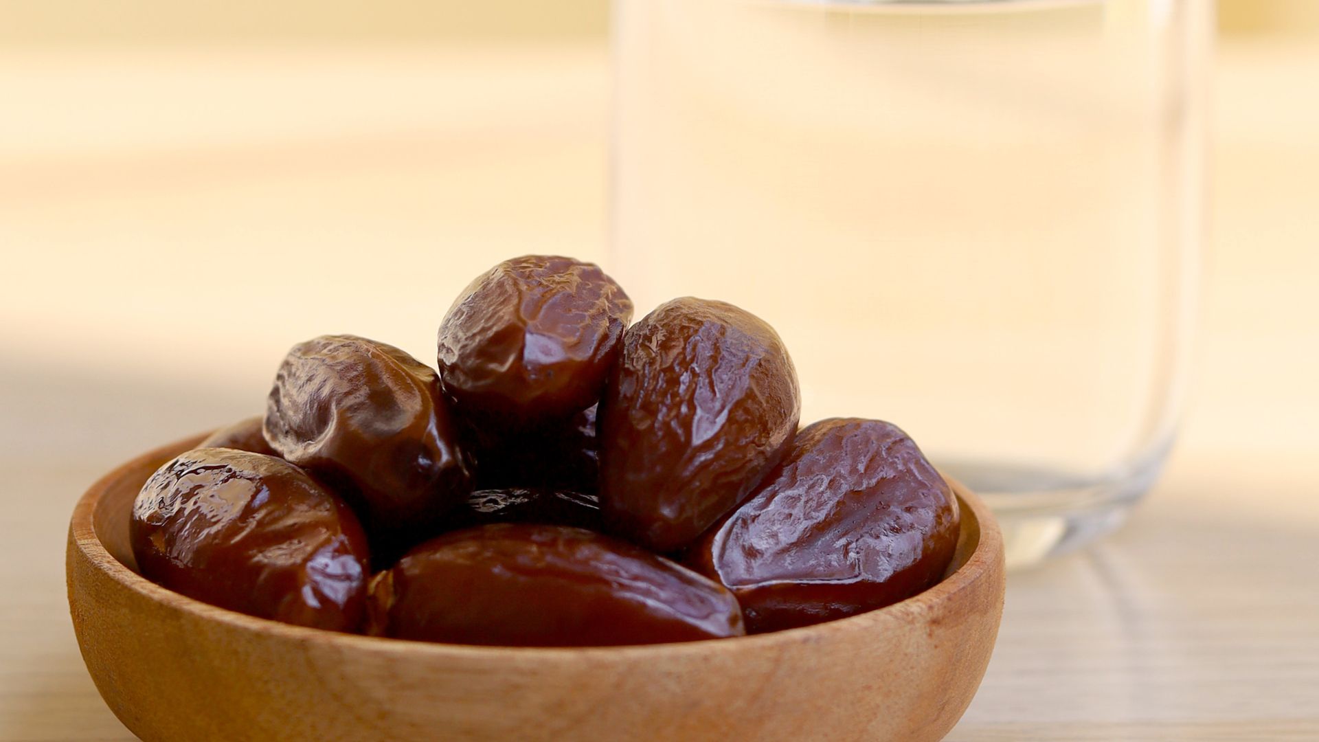 İFTAR MENÜSÜ: Bugün ne pişirsem? Ramazan’da Tavuk Suyu Çorbası ve pratik baklava tarifi