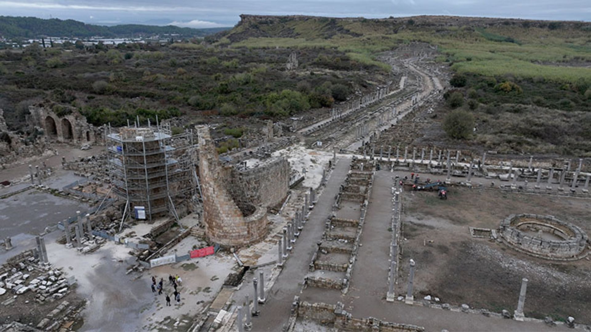 perge-antik-kenti-nerede-antalya-n-n-tarihi-miras-perge-antik-kenti