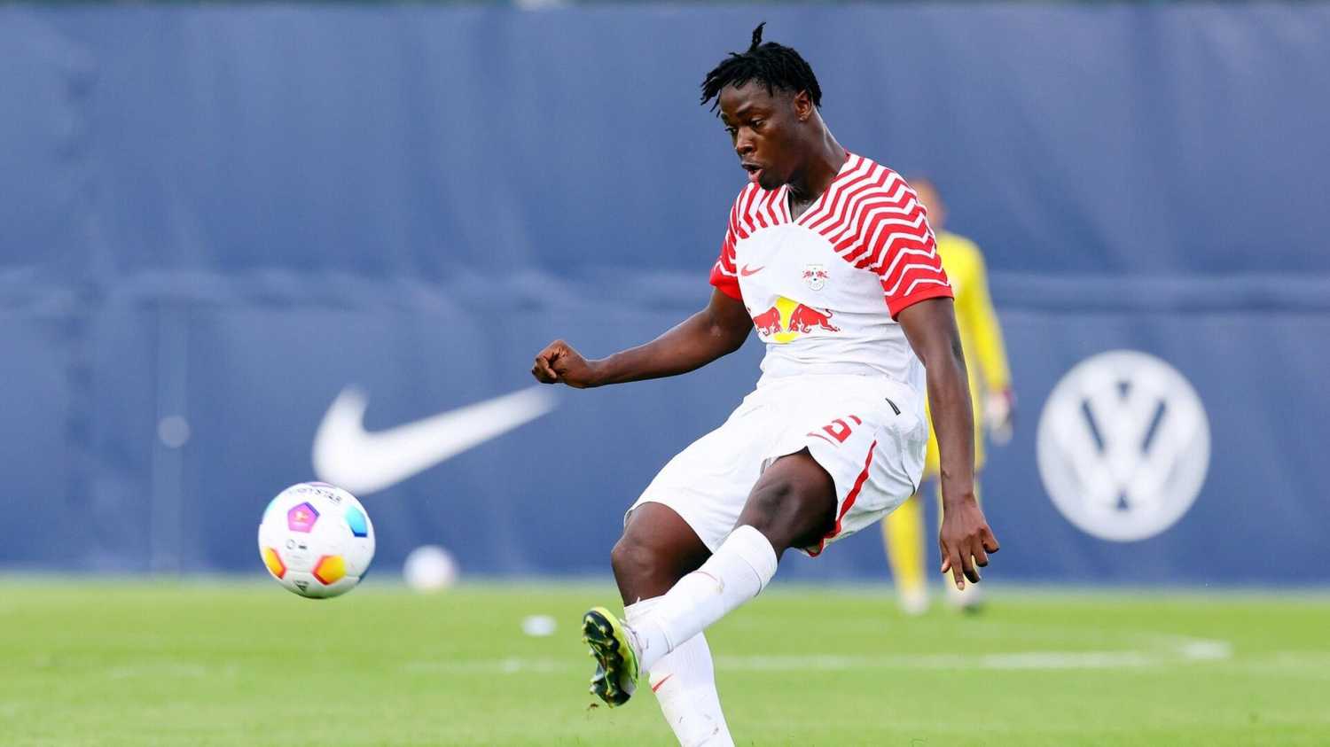 Fenerbahçe’den çifte transfer hamlesi!