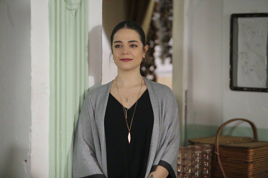 Kırgın Çiçekler 78. bölümden kareler